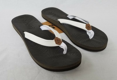 reef zen love flip flops