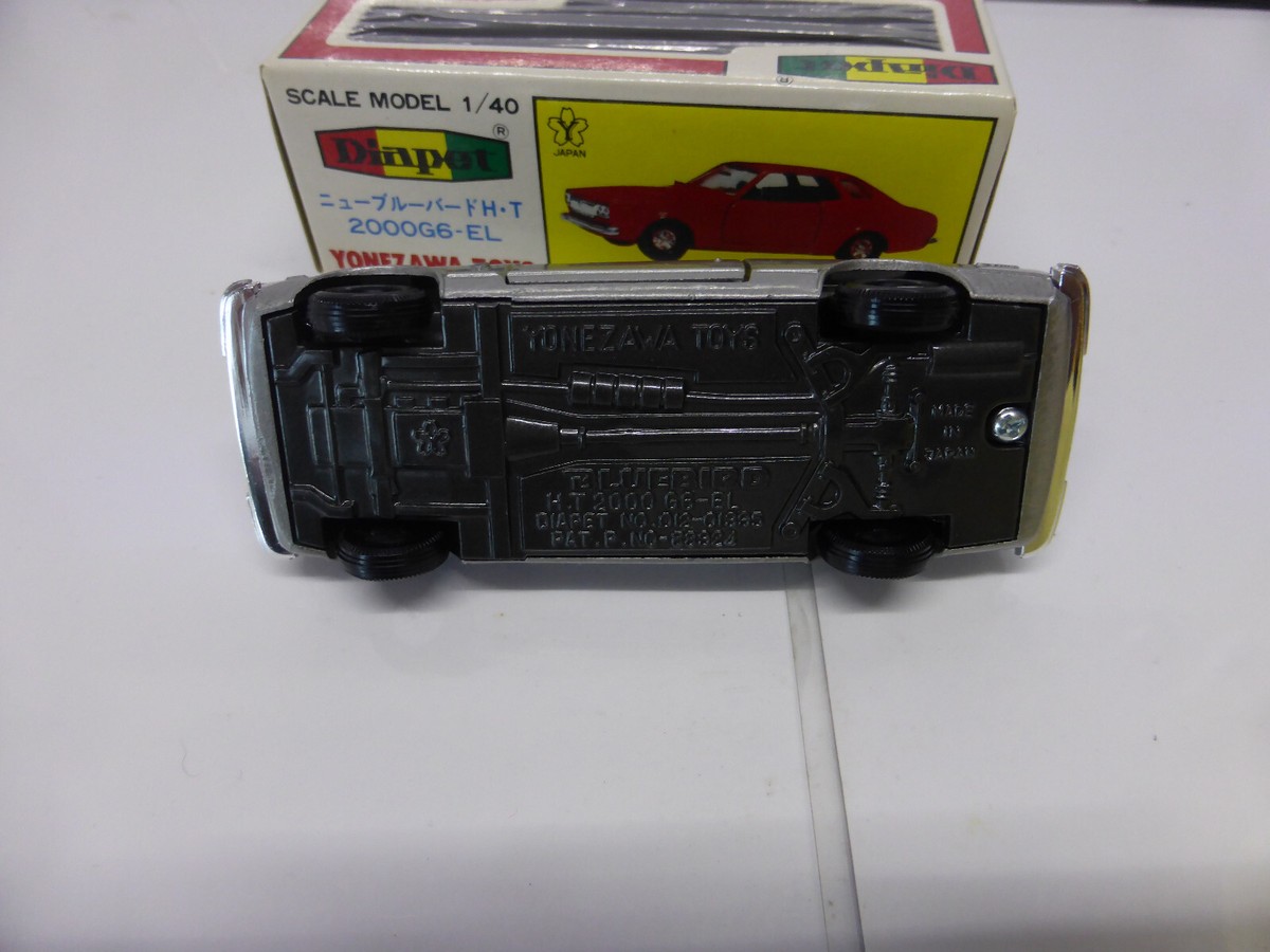 Miniature Yonezawa Diapets Nissan Bluebird 2000 G6-EL 1/40 - Japon Vintage G-60