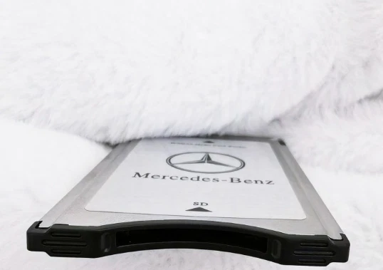 Genuine PCMCIA TO SD SDHC CARD Adapter for Mercedes-Benz+32G Memory Card+Reader - Image 3 of 4