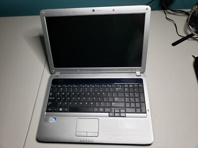 Samsung NP-R530 15.6'' Pentium T4400 2.2GHZ 4GB 120GB SSD WIN10H