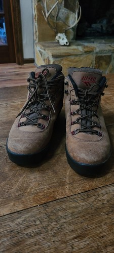HI TEC Womens Brown Leather Hiking Boots Savannah 5165W Sz 8.5 Lace Up