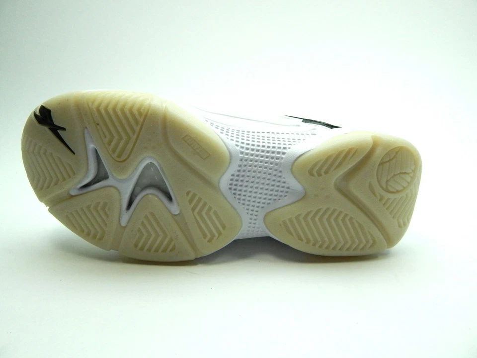 Reebok Men's Pump Court white black FV6083 Shoes Size 7.5 - Image 4 of 4