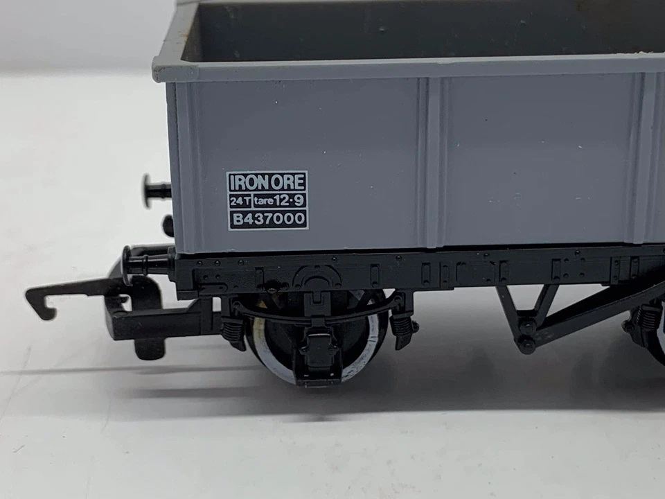 Vagón de mineral de hierro Hornby calibre 00 R.081 Foto 4 de 4