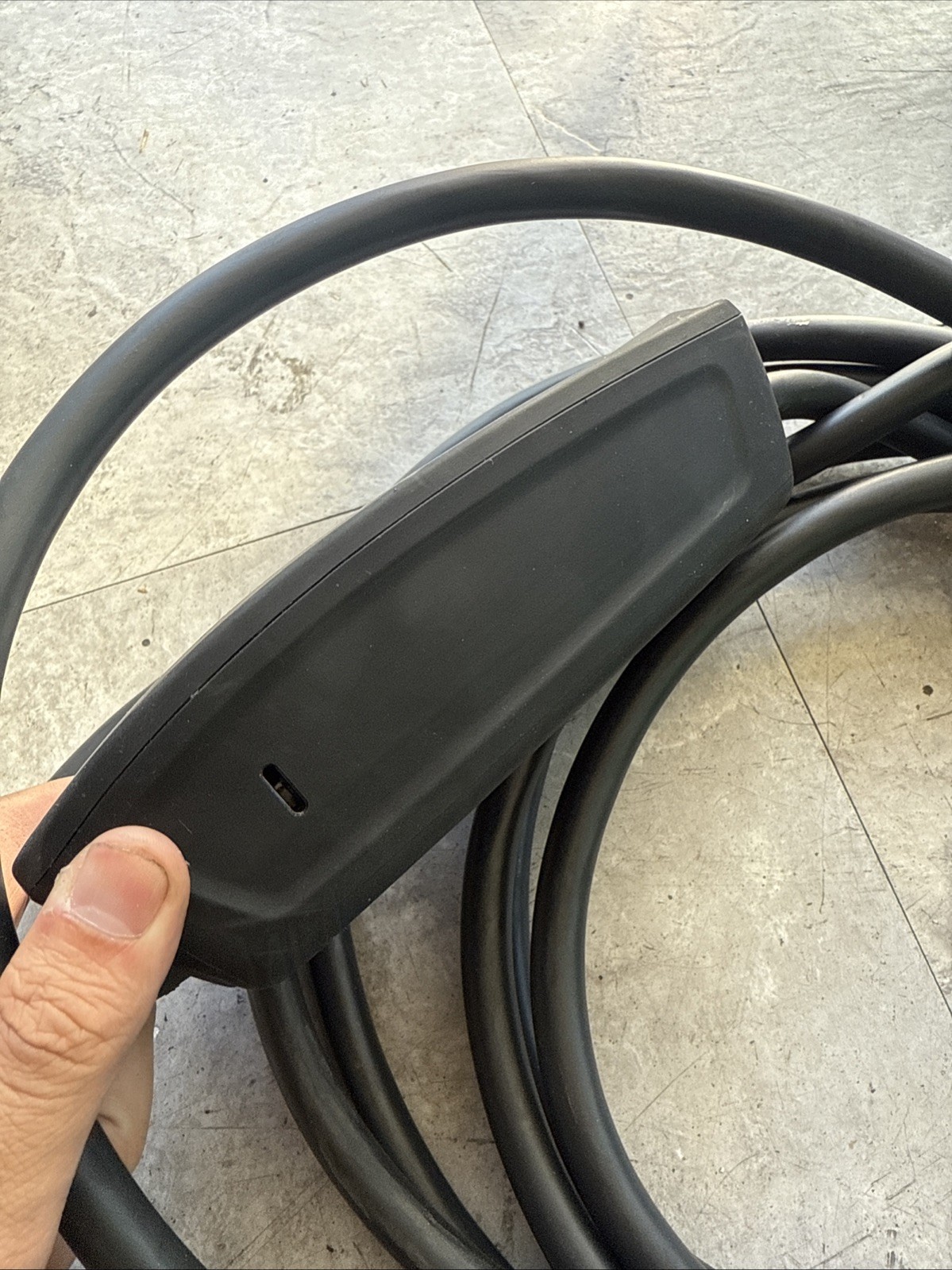 Tesla Charger Charging  Gen 2 Model Y 3 S X  Cable  1101789-00-M  /GOOD COND.