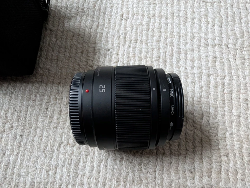 Panasonic Lumix 25mm Micro Four Thirds Lens F1.7, excellent condition. - Image 2 of 4
