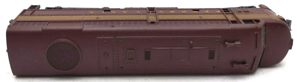 MRC 6952.1098 N Scale Pennsylvania RR Alco FA-2 Diesel Locomotive EX - Image 3 of 4