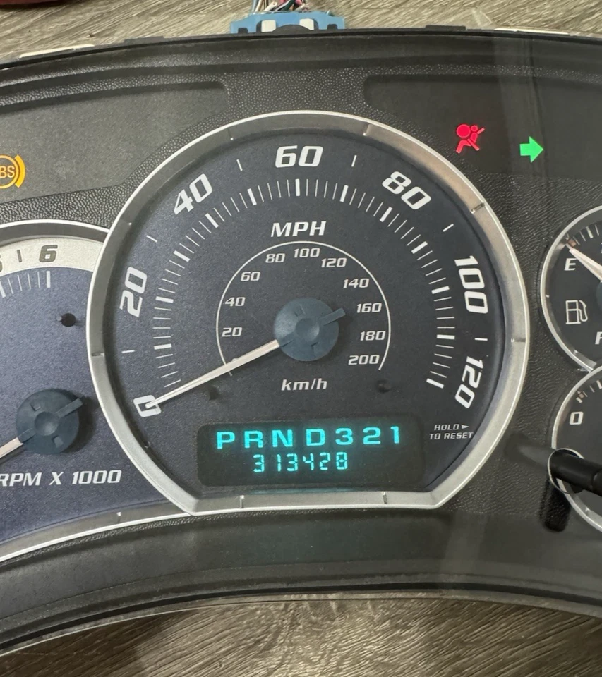 Cadillac Escalade Base Ext 1999-2002 tablero instrumento medidor velocímetro Foto 3 de 4