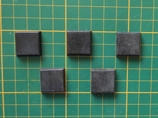 Warhammer Old World / 9th Age  : 5 socles / bases 20mm x 20mm  officiels GW