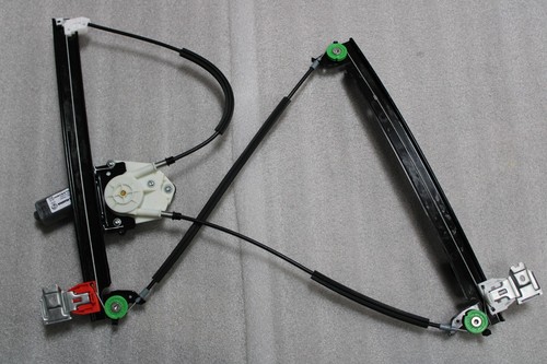 Maserati Quattroporte, RH, Front Door Window Regulator, New, P/N 84934000 - Picture 5 of 9