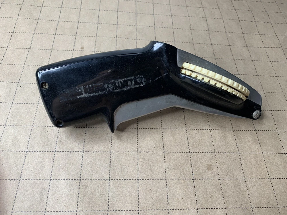 Avery Rotex Model 68 Label Maker Ships to You Avery Rotex Model 68 Label Maker Ships to You