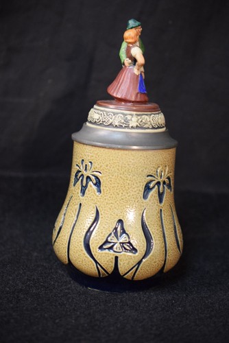 Vintage Gerz Pottery Lidded Beer Stein with Beer Hall Dancers - Picture 4 of 8