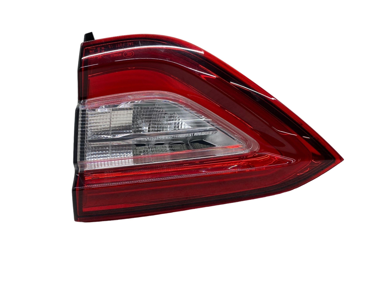 2017-2020 MASERATI LEVANTE REAR RIGHT TAILGATE MOUNTED BRAKE LIGHT TAIL LAMP