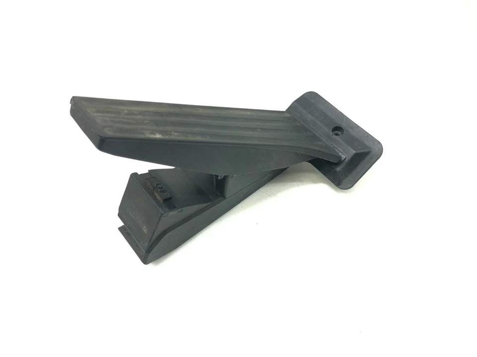 BMW 550I GT F07 2011-2016 pedal de acelerador OEM. Foto 3 de 4