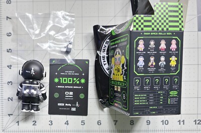 Pop Mart Mega Space Molly 100% Meilin Panda Series 2-B Mystery