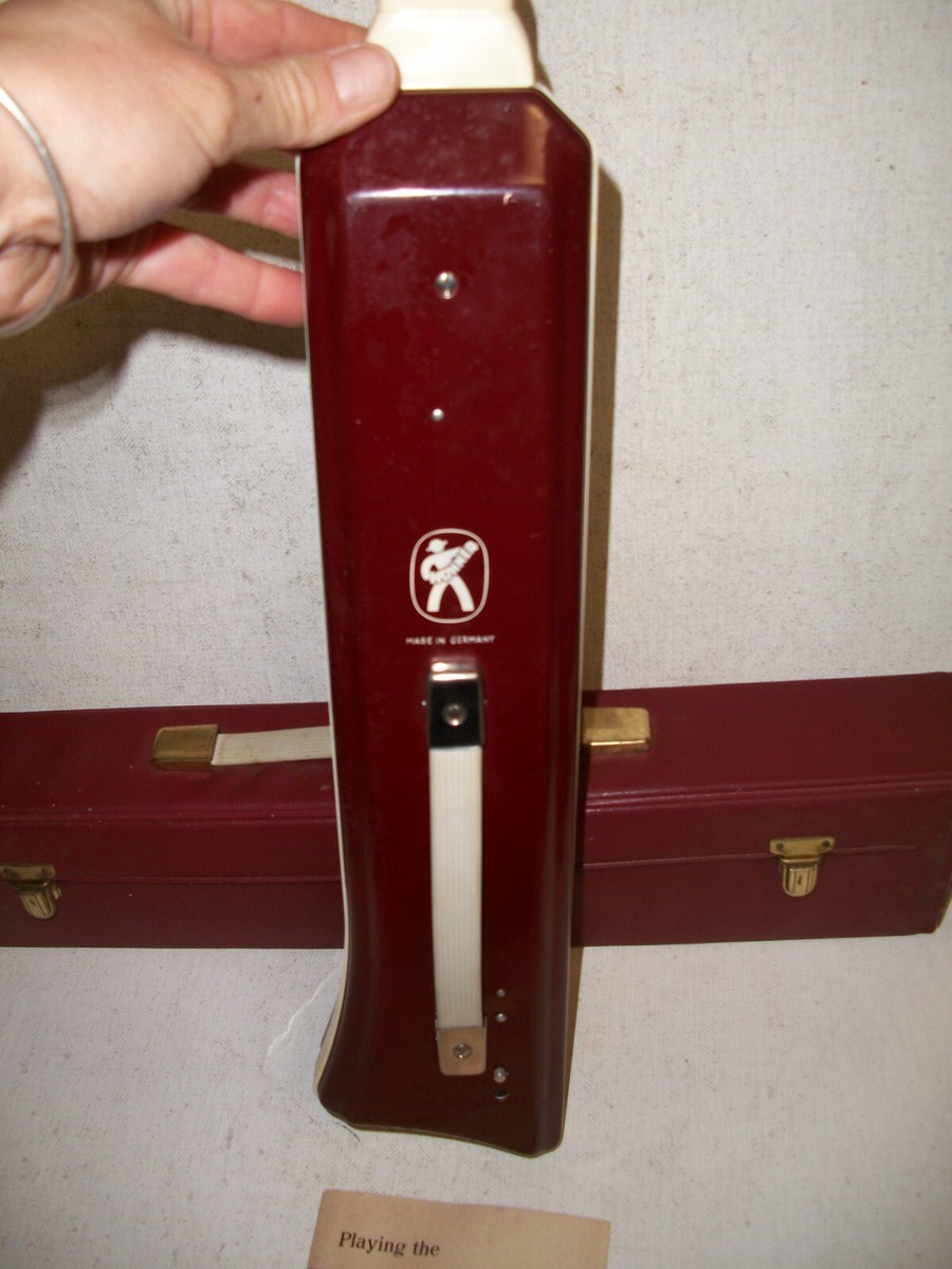 Vtg Hohner Melodica Piano 27 Made in Germany w/ Case Red Retro