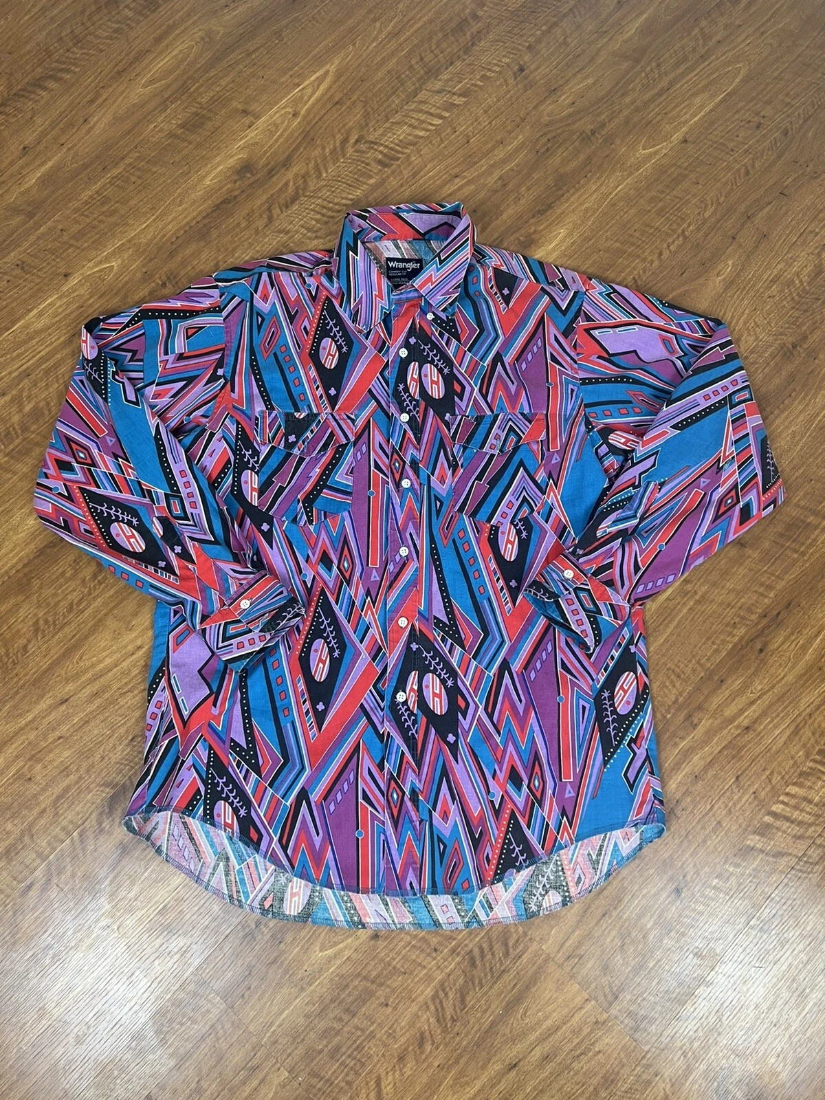 WRANGLER LONG SLEEVE WESTERN SHIRT ABSTRACT PRINT FLORAL FEATHER CAPE SHOULDER L