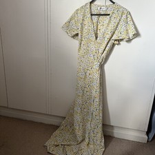 Yellow Floral Maxi Wrap Dress M Short Sleeves Elegant Summer Spring Flattering
