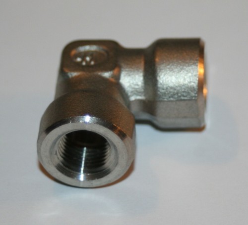 1/8" FNPT 316ss Elbow Pipe Fitting (4200 Psig) Hoke 2FLP-316 - Picture 2 of 2