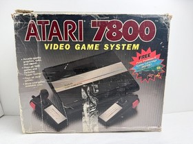 Atari 7800 Video Game System With Accessories & Original Box *READ*