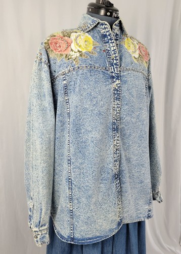 Vtg Pretty Bleu Acid Wash Denim Shirt w Applique Florals & Rhinestones Size M - Afbeelding 5 van 20