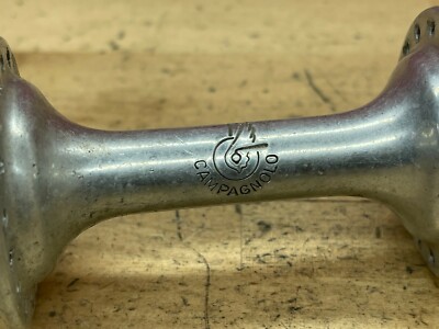 Hub ancien moyeux av CAMPAGNOLO NUOVO TIPO GRAN SPORT 36T avec serrage