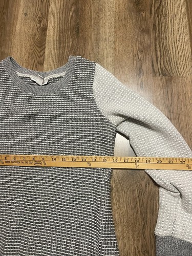 Liz Lange Sweater, Women's Maternity XS, Black White, Pullover, Crew Neck, Knit - Picture 5 of 10