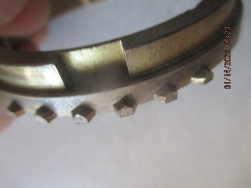 T-5 Borg-Warner 3er cuarto anillo sincronizador 1982 a 1993 Ford, Chevy, AMC no con c - Imagen 2 de 5