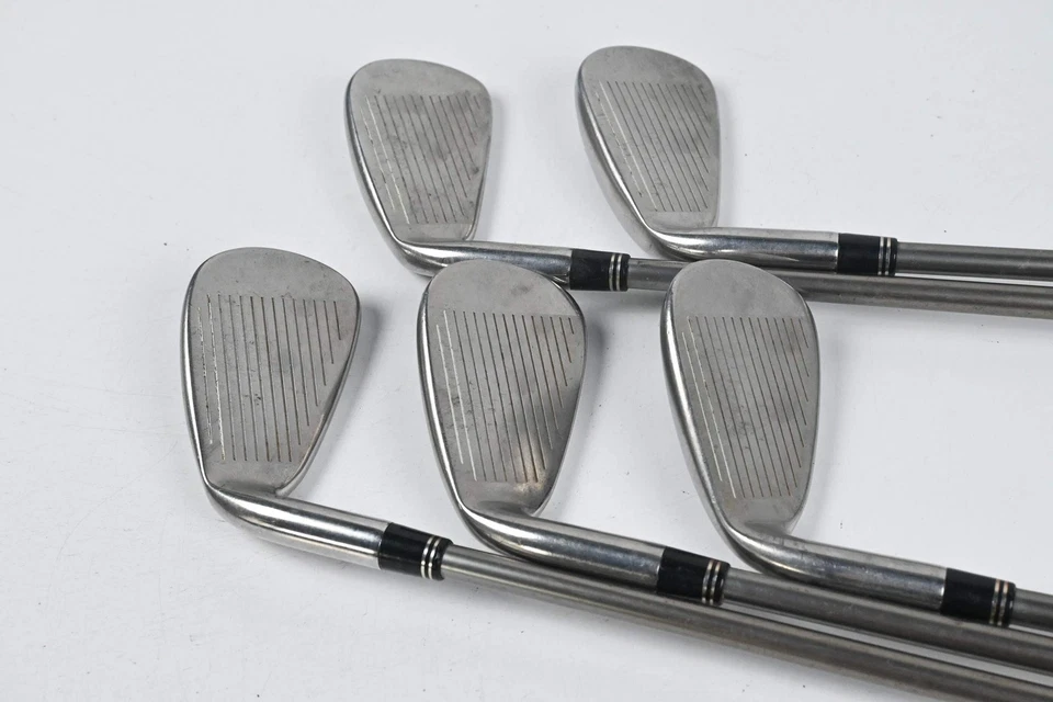Ladies Taylormade R7 Irons / 6-PW / Ladies Flex REAX 55 Shafts - Image 3 of 4