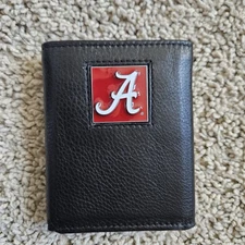 NCAA Siskiyou Sports Mens Alabama Crimson Tide Deluxe Leather Tri-fold Wallet 