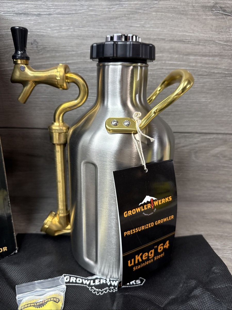 GrowlerWerks uKeg 64oz Stainless Steel Pressurized Beer Growler