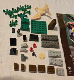 LEGO 5921 ADVENTURERS: Research Glider - INCOMPLETE w/instructions & box