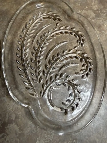 Vintage 1950’s Federal Glass Snack Plates: Homestead Wheat Pattern, Set of 4
