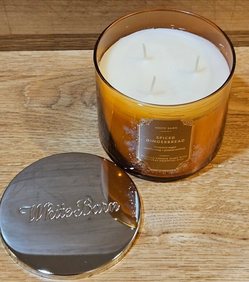 Bath & Body Works/ White Barn Spiced Gingerbread 3Wick Candle 14.5 oz
