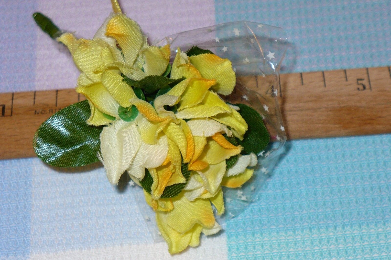 American 18 Doll SIZE Accessory YELLOW FLORAL BOUQUET Flowers american-18-doll-size-accessory-yellow-floral-bouquet-flowers