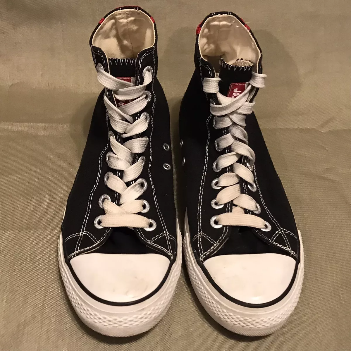 Levis cheap gilmore sneakers