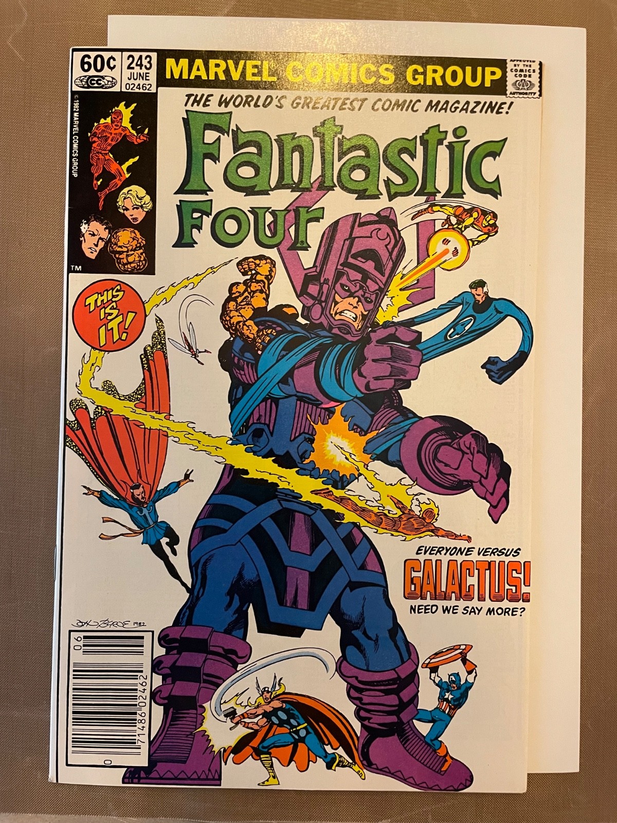 FANTASTIC FOUR, Vol.1 #243, MARVEL, MAR/JUNE 1982, MARK JEWELER'S VARIANT, RARE!