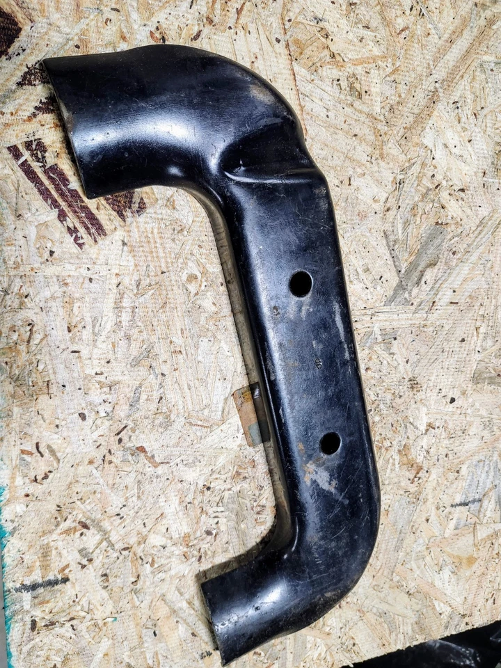 Soporte de montaje de escape transversal soporte travesaño OEM 69-74 C3 Corvette Foto 3 de 3