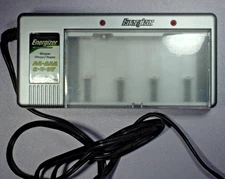Energizer CHFCV Universal NiMH Rechargeable Battery Charger AA, AAA, C D 9 Volt
