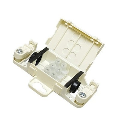 Multipurpose Rating Electrical Junction Box Protects Cables From Aging
