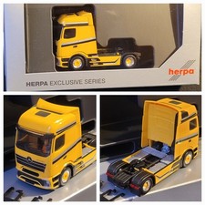 Actros L ProCabin BigSpace Zugmaschine Gelb mit Dekorstreifen 300 Stck. 922562