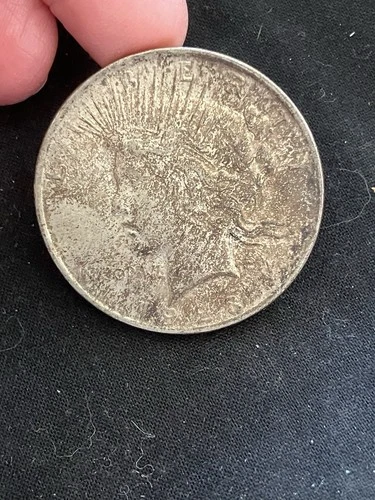 1923P- PEACE SILVER DOLLAR- NR AUCTION- Some Oxidation Great Details 90% Silver