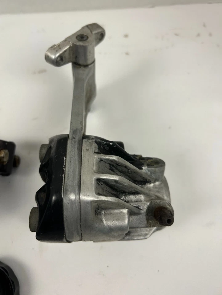 Honda CB750F 1979 CB750K piezas de freno delantero palanca, pinza, cilindro maestro, línea Foto 2 de 4