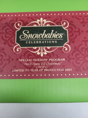 2007 Department 56 Snowbabies *DON'T OPEN TIL CHRISTMAS 2 Pc. Set #67921 Retired - Picture 2 of 9