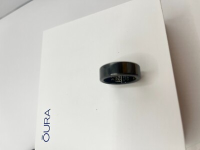 Oura Ring Heritage Gen 3 Black Size US9 Smart Ring with Charger