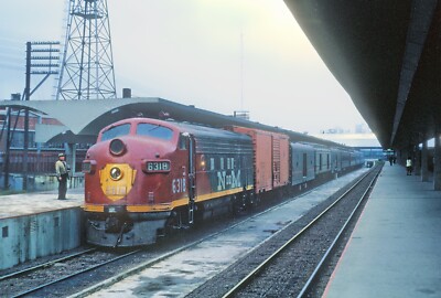 N de M EMD F7 No. 6318 4 x 6 Photo w Train 61 at Mexico City DF on Sep 11 1966