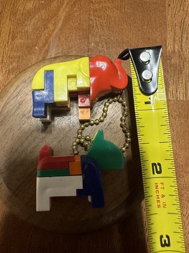 Keychain Puzzle Spunky Dog & Elephant Puzzle Scotty circa 1950's Plastic Trinket - 第 3/7 張圖片