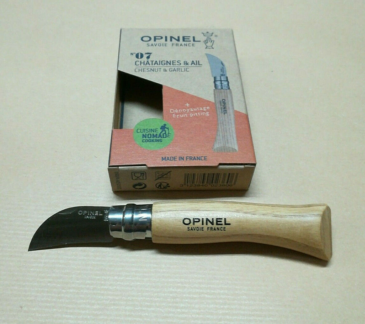 Opinel N. 07 Per Castagne, Aglio e Snocciolatura