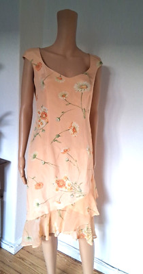 Marke: Escada Kleid Vintage reine Seide Pfirsichfarben und Margeriten Größe 38