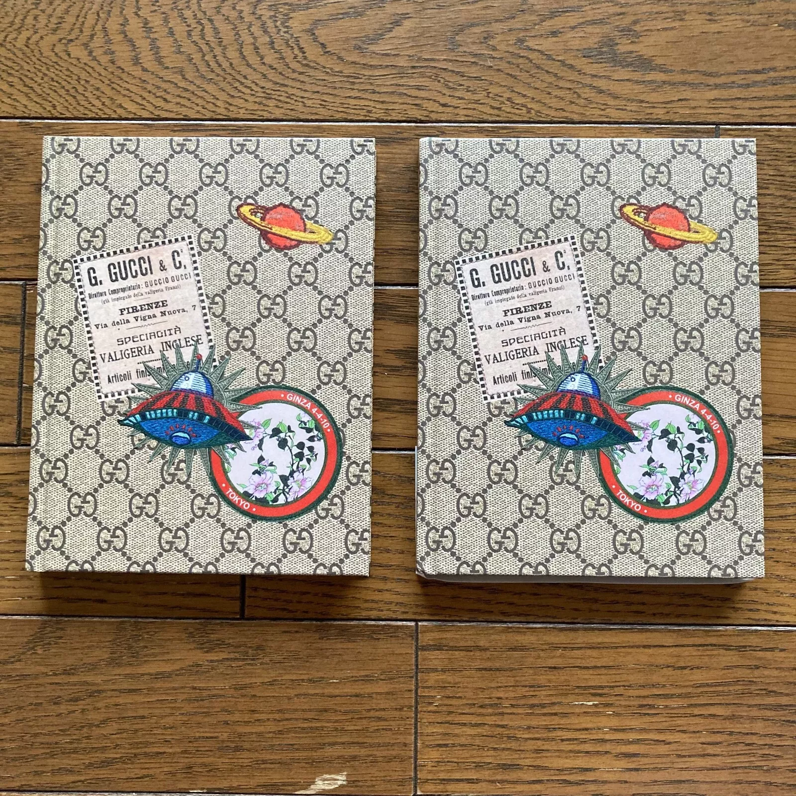 2 x ordinateur portable Gucci Japon LTD cadeau avec magazine Oggi mon livre Gucci
