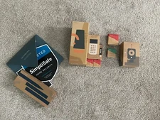 SimpliSafe security system 9 Piece Starter Pack